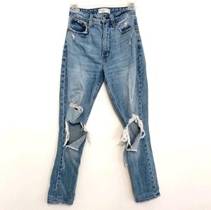 Abercrombie & Fitch Distressed The Ankle Straight Jean Size 26
